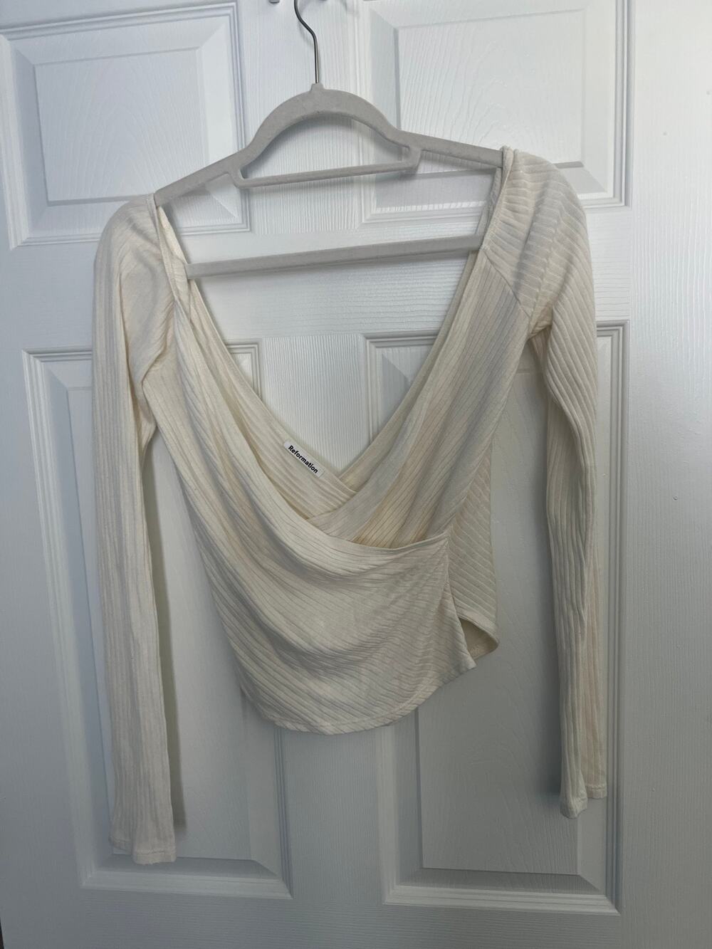 Reformation size medium cream ribbed long sleeve wrap top